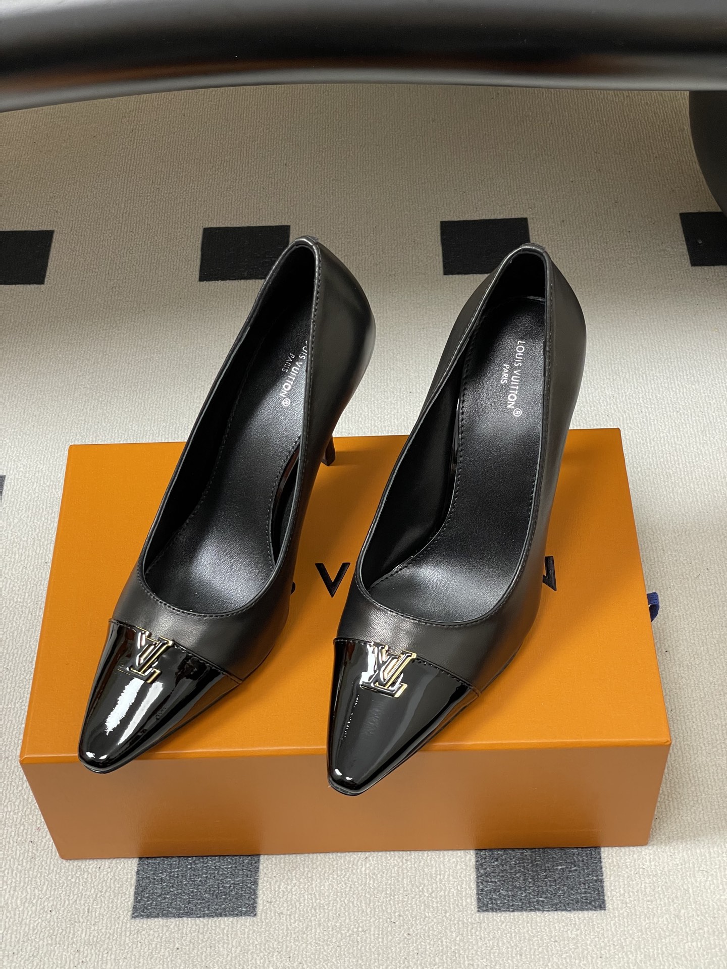Women's high heels